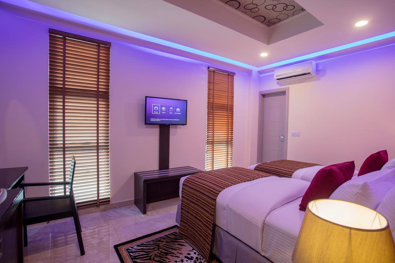 The Avenue & Spa Hulhumale Bagian luar foto
